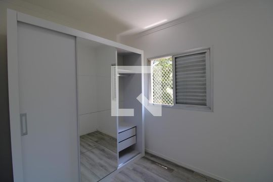 Quarto 3 de apartamento para alugar com 3 quartos, 75m² em Vila Sofia, São Paulo