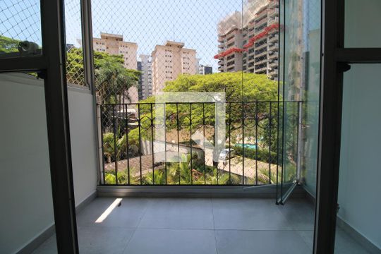 Sacada de apartamento para alugar com 3 quartos, 75m² em Vila Sofia, São Paulo