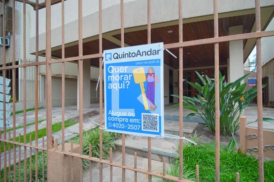 Fachada  de apartamento à venda com 1 quarto, 70m² em Jardim Itu, Porto Alegre