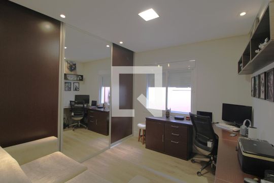 Quarto 1 de casa para alugar com 3 quartos, 250m² em Jardim Consorcio, São Paulo