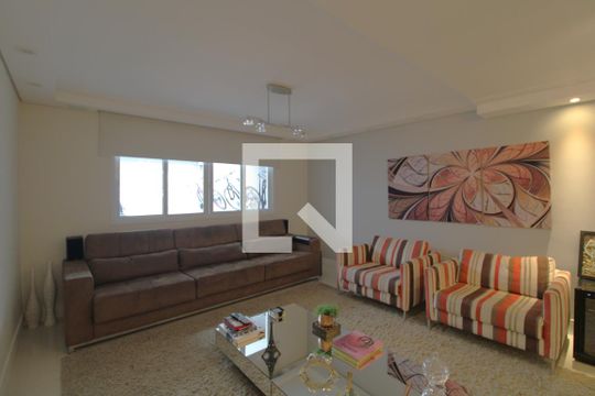 Sala de casa à venda com 3 quartos, 250m² em Jardim Consorcio, São Paulo