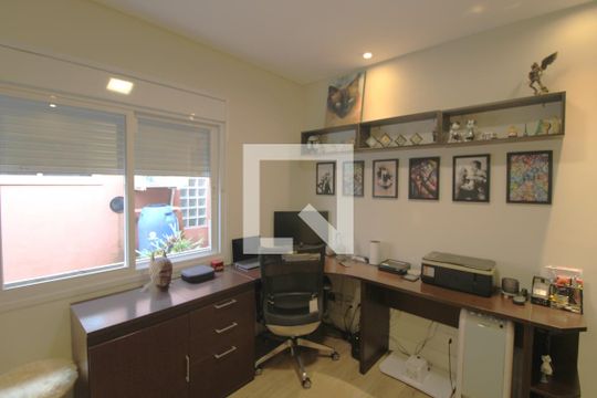 Quarto 1 de casa para alugar com 3 quartos, 250m² em Jardim Consorcio, São Paulo