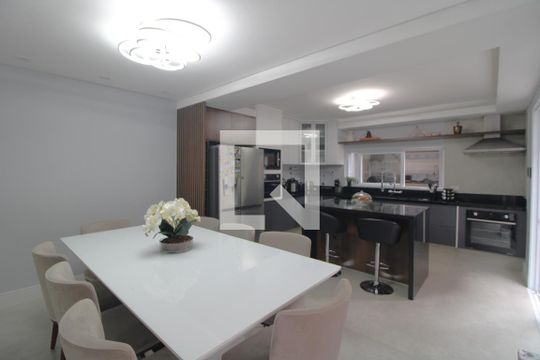 Cozinha de casa para alugar com 3 quartos, 250m² em Jardim Consorcio, São Paulo