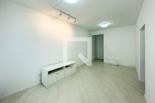 Sala de apartamento à venda com 2 quartos, 77m² em Jardim Paulista, São Paulo