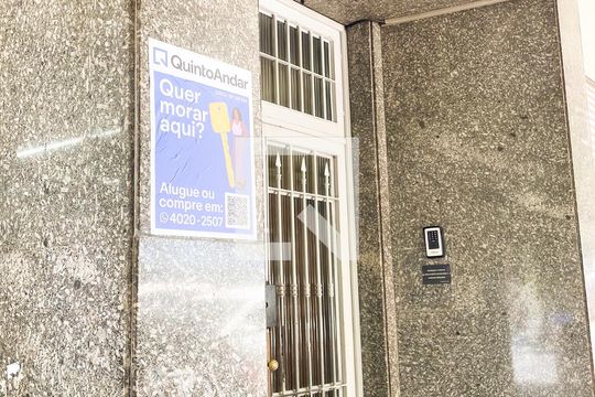 Placa de apartamento à venda com 2 quartos, 77m² em Jardim Paulista, São Paulo