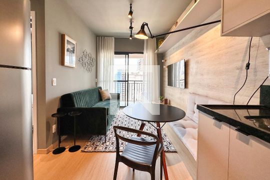 Kitnet/Studio para alugar com 1 quarto, 32m² em Pompeia, São Paulo