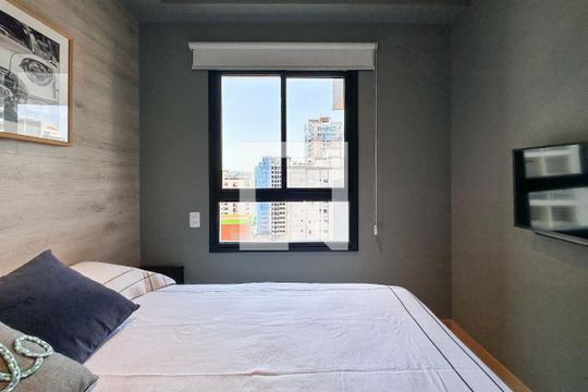 Quarto de kitnet/studio para alugar com 1 quarto, 32m² em Pompeia, São Paulo