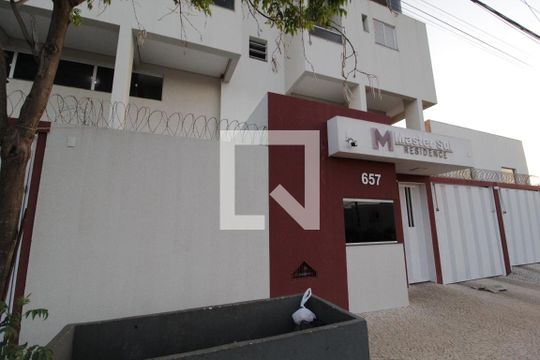 Fachada e portaria de apartamento para alugar com 3 quartos, 127m² em Granada, Uberlândia
