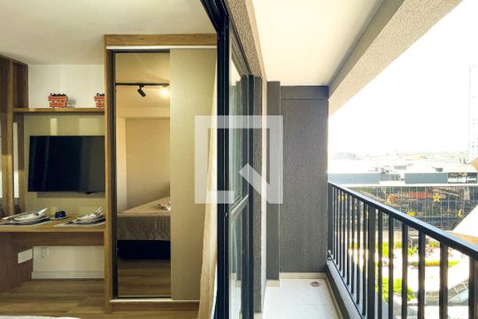 Studio de kitnet/studio para alugar com 1 quarto, 24m² em Pinheiros, São Paulo