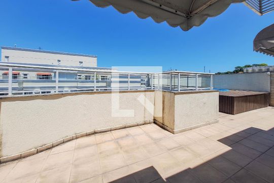 Quarto de apartamento à venda com 2 quartos, 160m² em Badu, Niterói
