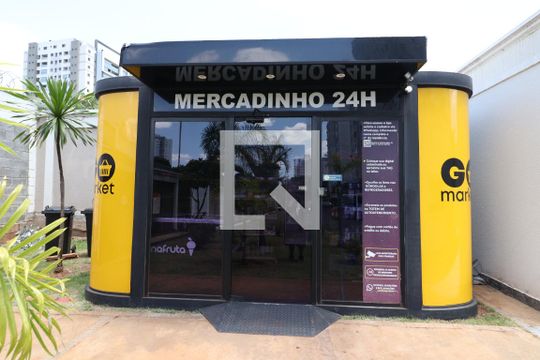 Supermarket de apartamento para alugar com 2 quartos, 70m² em Patrimônio, Uberlândia