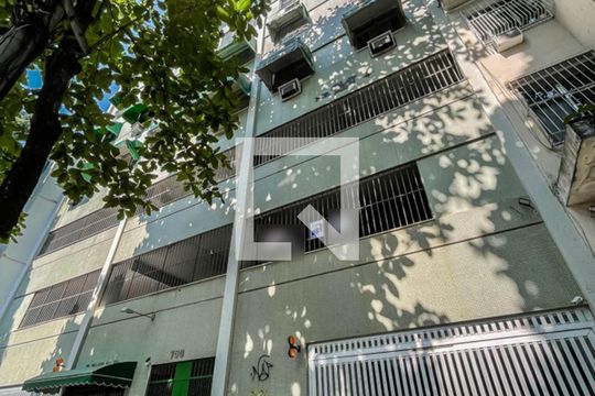 Fachada de apartamento para alugar com 1 quarto, 52m² em Vila Isabel, Rio de Janeiro