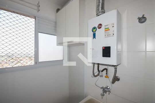 Área de Serviço de apartamento para alugar com 2 quartos, 51m² em Jardim Monte Alegre, Taboão da Serra