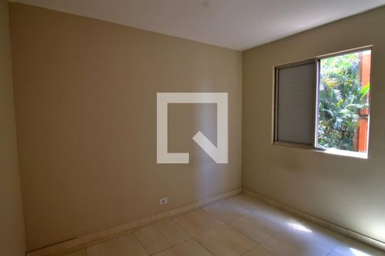 Quarto 1 de apartamento para alugar com 2 quartos, 44m² em Jardim Catanduva, São Paulo