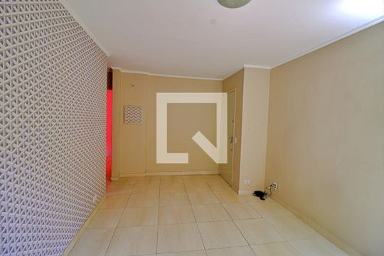 Sala de apartamento para alugar com 2 quartos, 44m² em Jardim Catanduva, São Paulo