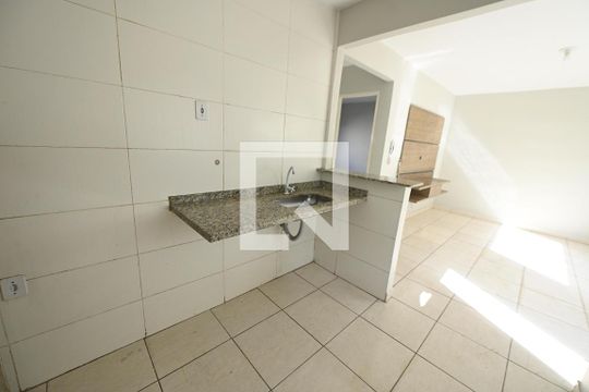 Cozinha de casa de condomínio à venda com 2 quartos, 62m² em Jardim Europa, Goiânia