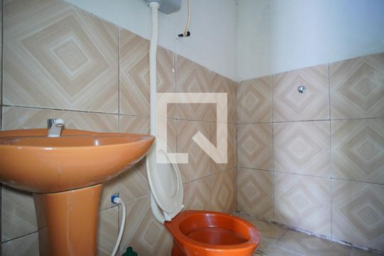 Banheiro de casa para alugar com 1 quarto, 30m² em Agronomia, Porto Alegre