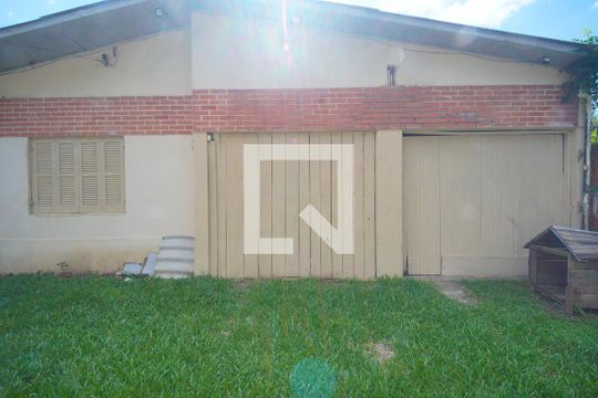 Garagem de casa para alugar com 3 quartos, 80m² em Cristo Rei, São Leopoldo