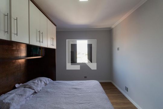 Quarto 1 de casa à venda com 3 quartos, 220m² em Vila Nhocuné, São Paulo