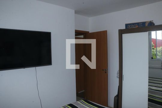 Quarto 1 de apartamento para alugar com 2 quartos, 48m² em Cruzeiro do Sul, Nova Iguaçu