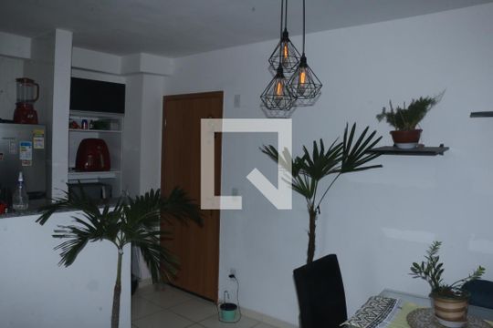 Cozinha de apartamento para alugar com 2 quartos, 48m² em Cruzeiro do Sul, Nova Iguaçu