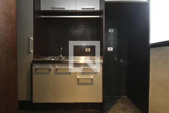 Área de Serviço de apartamento para alugar com 1 quarto, 132m² em Santa Cecilia, São Paulo