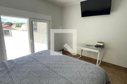 Casa à venda com 3 quartos, 193m² em Jardim Santo Alberto, Santo André