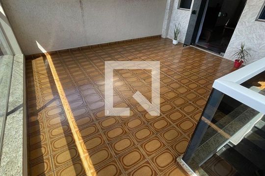 Casa à venda com 3 quartos, 193m² em Jardim Santo Alberto, Santo André