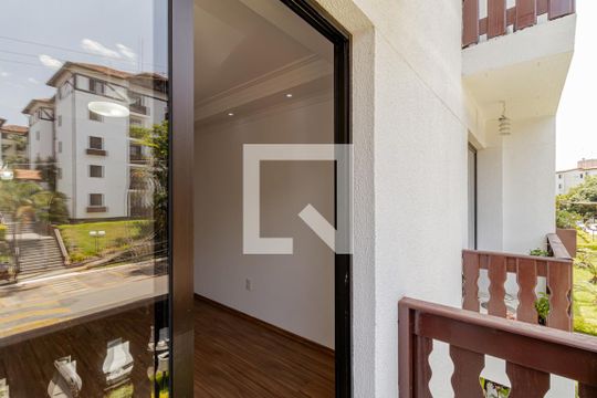 Sacada de apartamento para alugar com 3 quartos, 73m² em Jardim Santa Cruz (sacoma), São Paulo