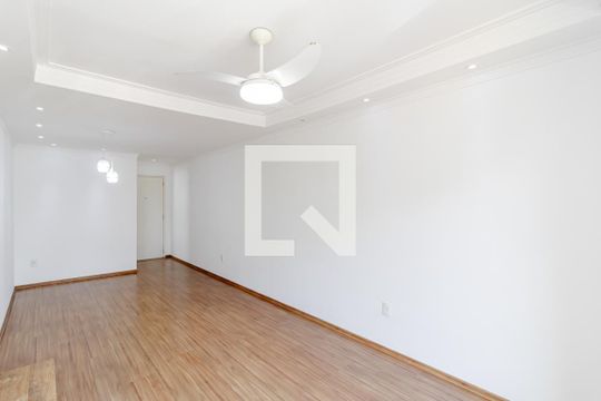 Sala de apartamento para alugar com 3 quartos, 73m² em Jardim Santa Cruz (sacoma), São Paulo
