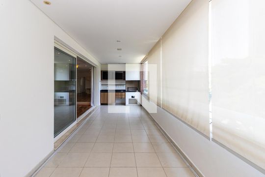 Varanda de apartamento para alugar com 2 quartos, 152m² em Itaim Bibi, São Paulo