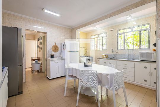 Cozinha de casa à venda com 3 quartos, 222m² em Jardim America, São Paulo