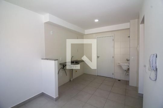 Apartamento à venda com 2 quartos, 32m² em Jardim Celeste, São Paulo