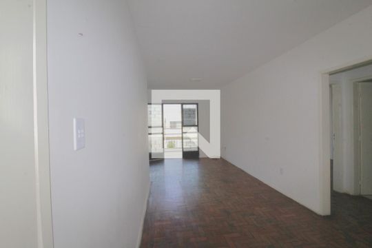 Apartamento à venda com 3 quartos, 80m² em Rio Branco, Canoas