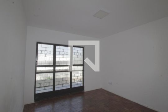 Quarto 2 de apartamento à venda com 3 quartos, 80m² em Rio Branco, Canoas
