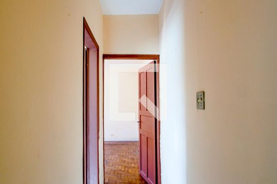 Corredor do quarto de casa de condomínio à venda com 1 quarto, 335m² em Tatuapé, São Paulo