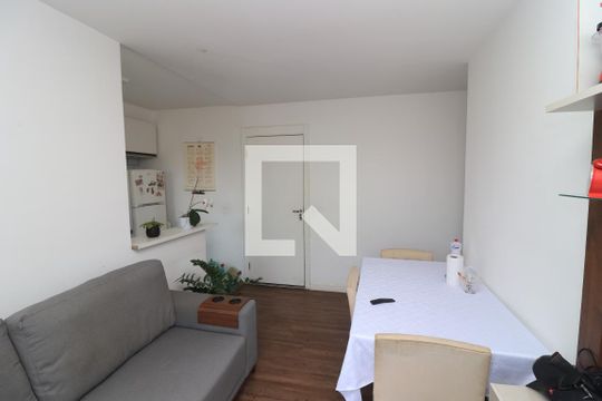 Sala de TV de apartamento para alugar com 2 quartos, 48m² em Penha de França, São Paulo