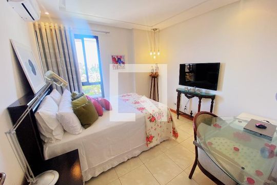 Quarto 1 de apartamento para alugar com 3 quartos, 106m² em Horto Florestal, Salvador