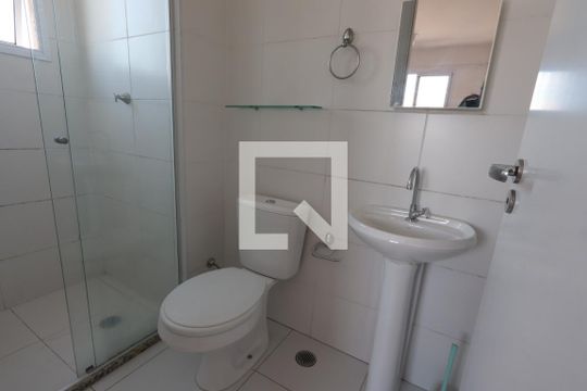 Banheiro de apartamento para alugar com 1 quarto, 27m² em Jardim Planalto, São Paulo