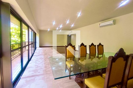 Sala de apartamento à venda com 4 quartos, 237m² em Ipanema, Rio de Janeiro