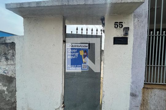Fachada de kitnet/studio para alugar com 1 quarto, 28m² em Jardim Lisboa, São Paulo