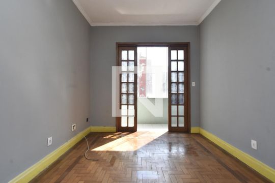 Apartamento para alugar com 2 quartos, 70m² em Campos Elíseos, São Paulo