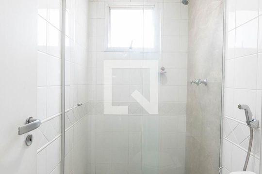 Banheiro de apartamento à venda com 2 quartos, 38m² em Consolação, São Paulo