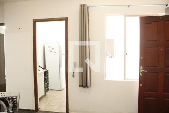 SALA de apartamento à venda com 2 quartos, 48m² em Chácaras Califórnia, Contagem