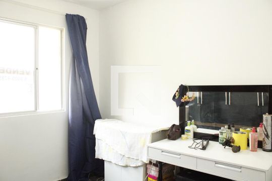 Quarto 2 de apartamento à venda com 2 quartos, 48m² em Chácaras Califórnia, Contagem