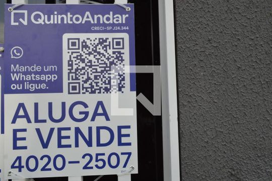 Plaquinha de apartamento para alugar com 1 quarto, 34m² em Vila São José, São Paulo