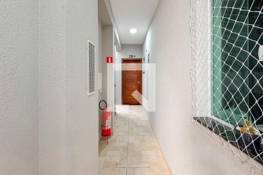 Hall de entrada de apartamento à venda com 1 quarto, 34m² em Vila São José, São Paulo