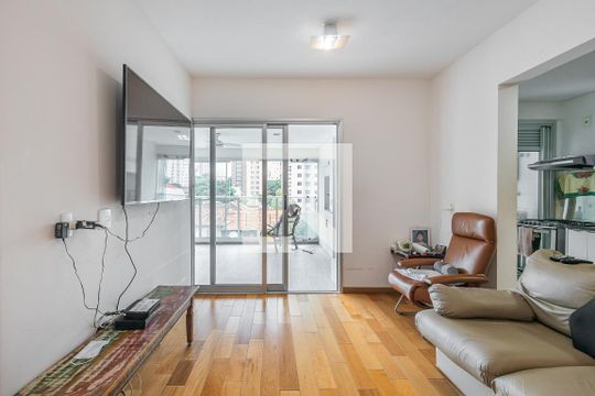 Sala de apartamento à venda com 2 quartos, 90m² em Pinheiros, São Paulo