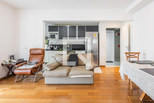Sala de apartamento à venda com 2 quartos, 90m² em Pinheiros, São Paulo