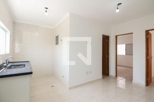 Sala  de casa de condomínio para alugar com 2 quartos, 40m² em Vila Carrao, São Paulo